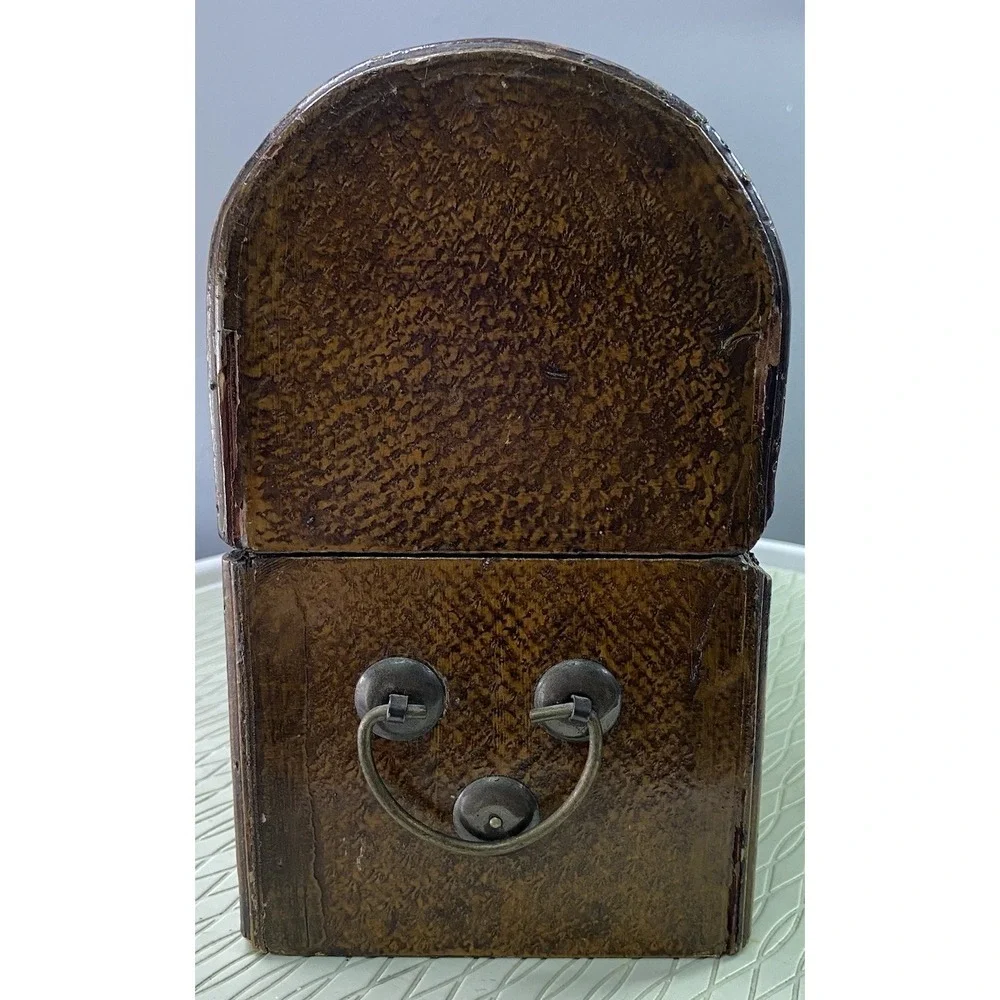 The Unbranded Brand this vintage
